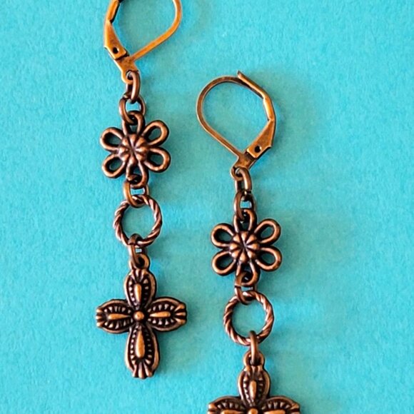 CROSS Daisy Flower Copper Brass Lever Back Earrings Southwestern Westernwear - Picture 10 of 10